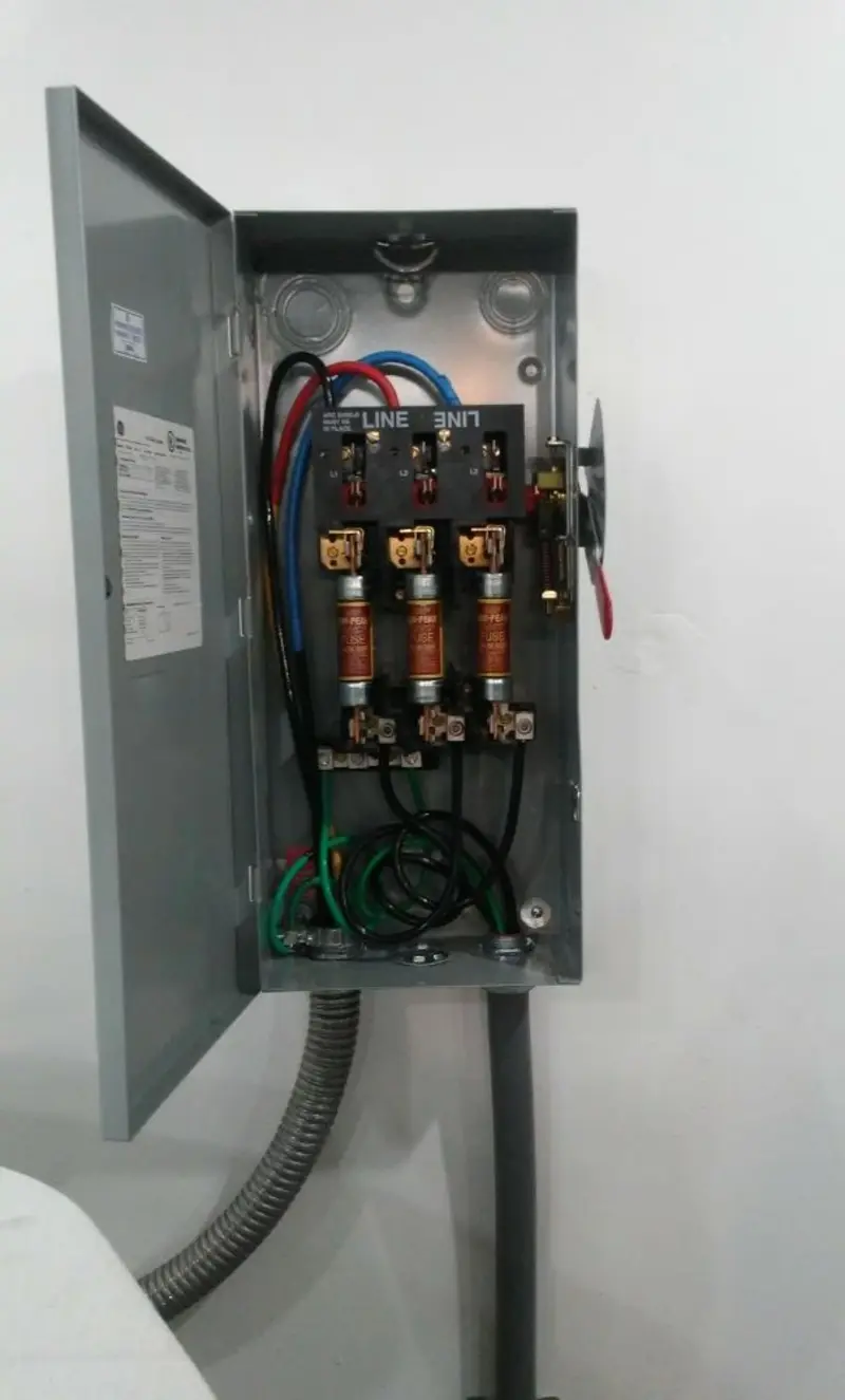 Three-phase disconnect switch installed for Electrical Wiring & Rewiring in Geneseo